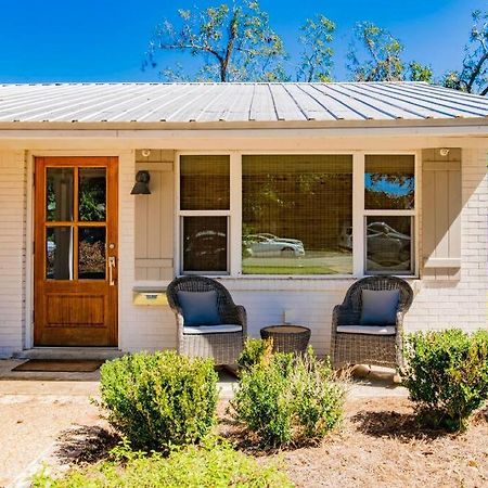Downtown Fairhope Cottage Exterior photo